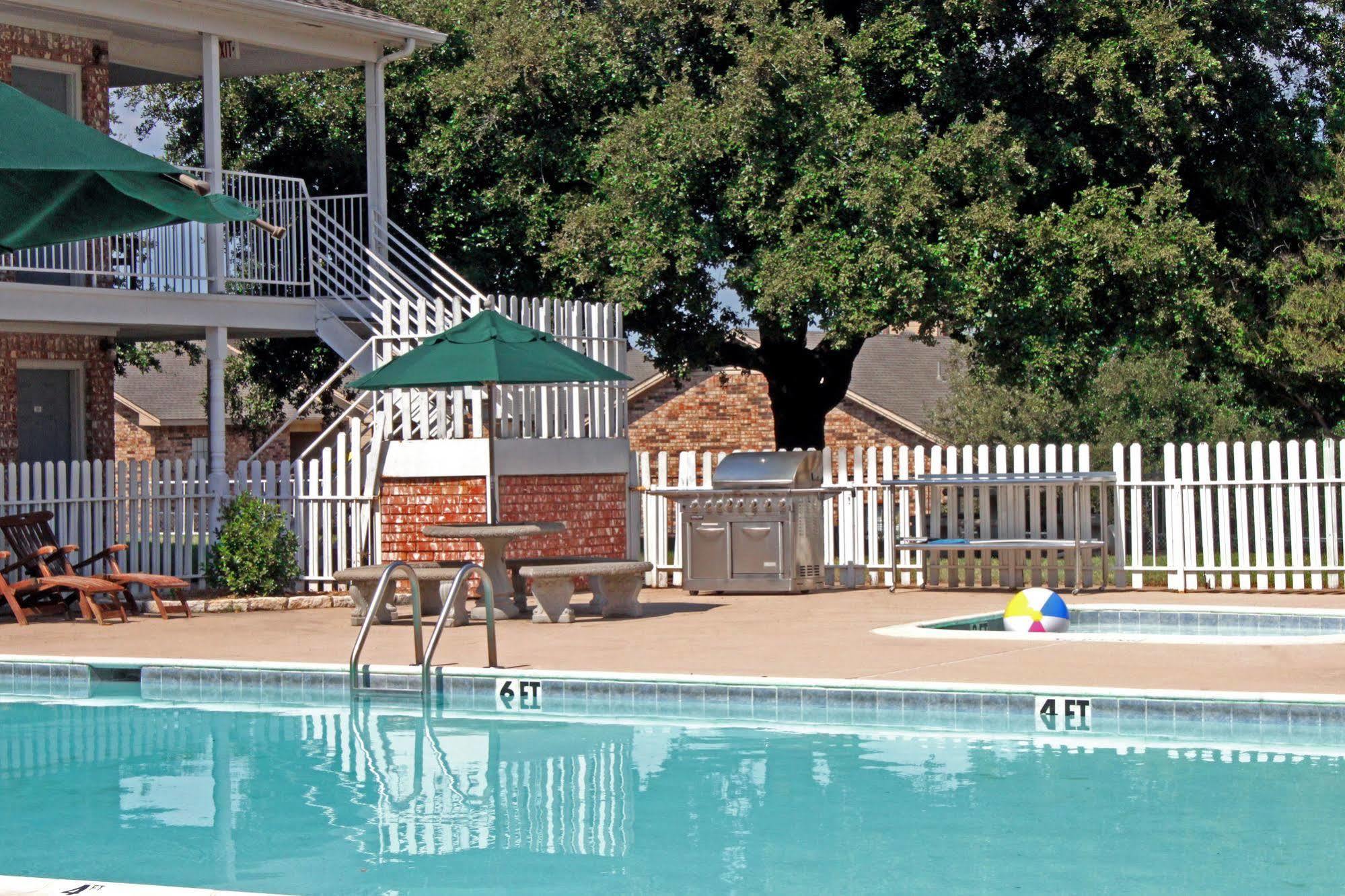 Lake View Inn Granbury Dış mekan fotoğraf